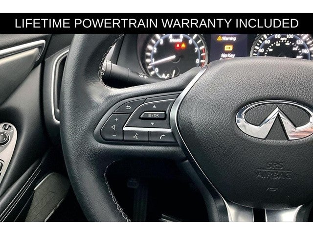 2022 INFINITI Q60 LUXE