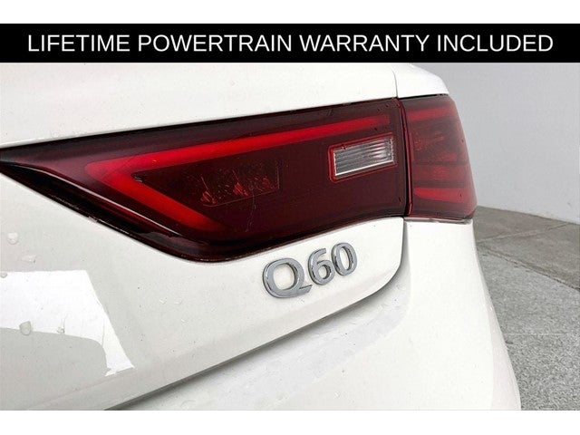 2022 INFINITI Q60 LUXE