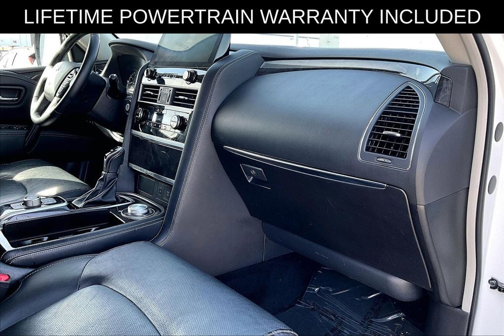 2024 INFINITI QX80 LUXE