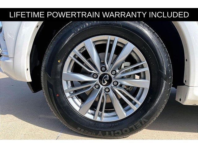 2024 INFINITI QX80 LUXE