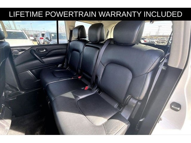 2024 INFINITI QX80 LUXE