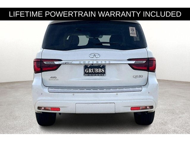 2024 INFINITI QX80 LUXE