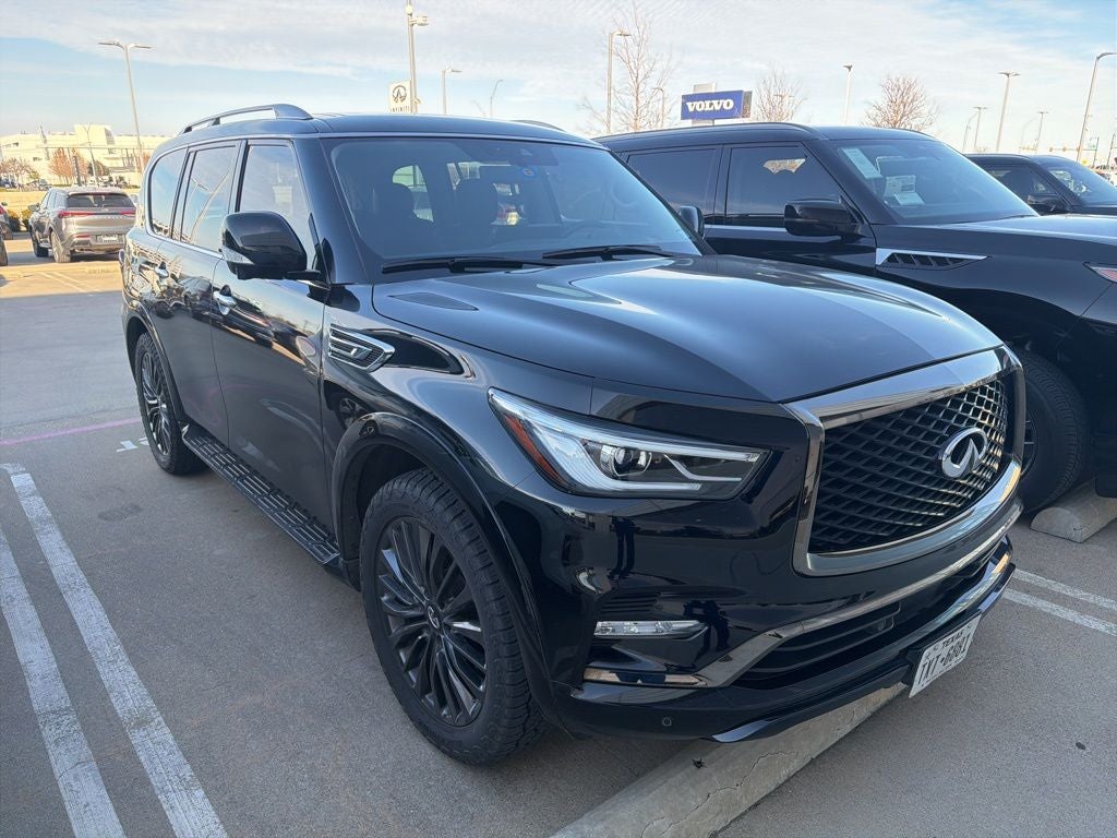 2023 INFINITI QX80 Premium Select