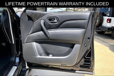 2023 INFINITI QX80 LUXE