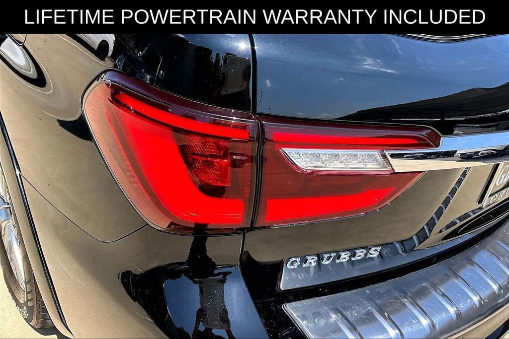 2023 INFINITI QX80 LUXE