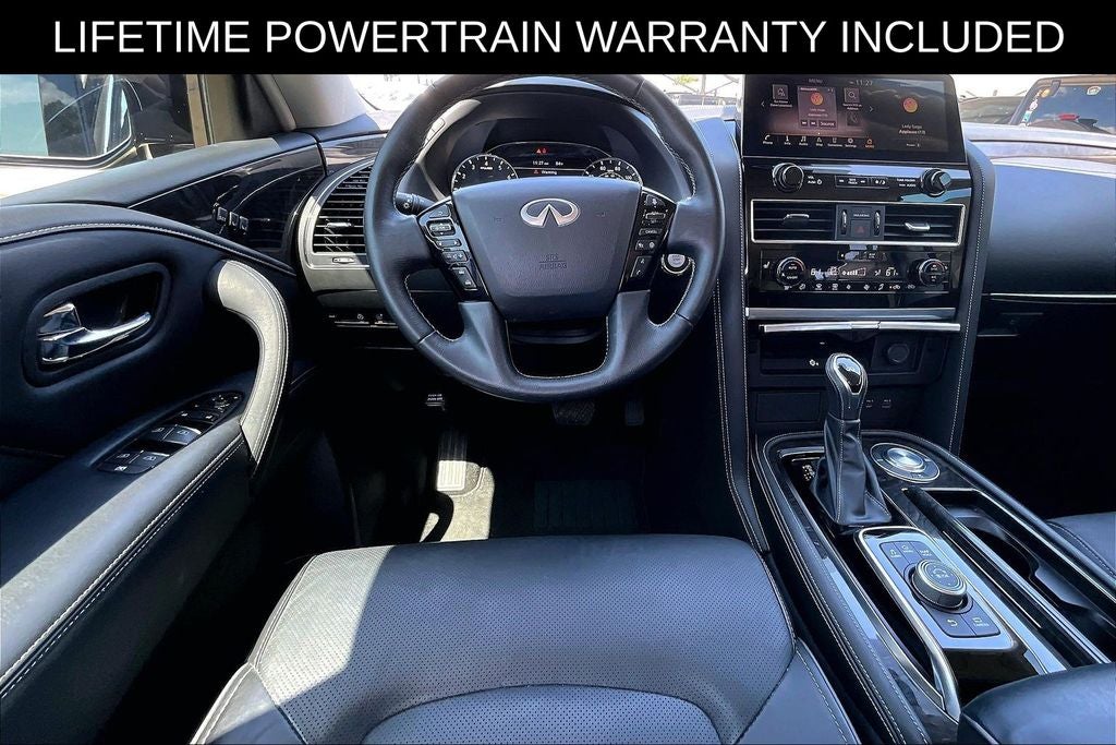 2023 INFINITI QX80 LUXE