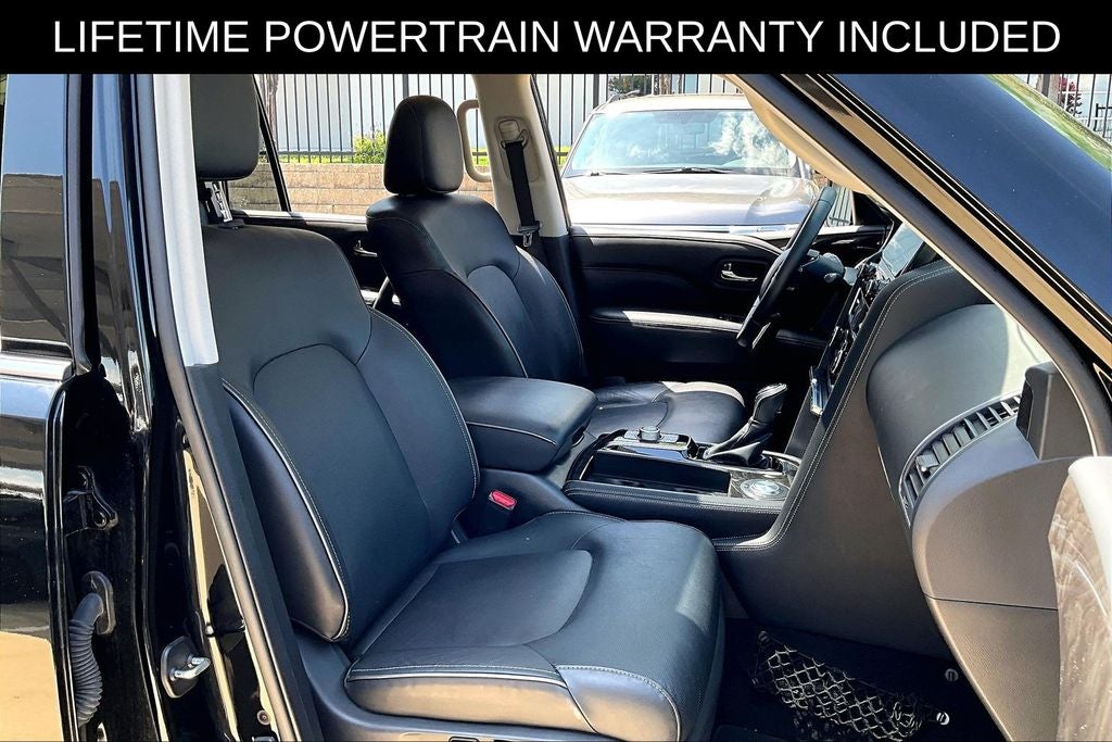 2023 INFINITI QX80 LUXE
