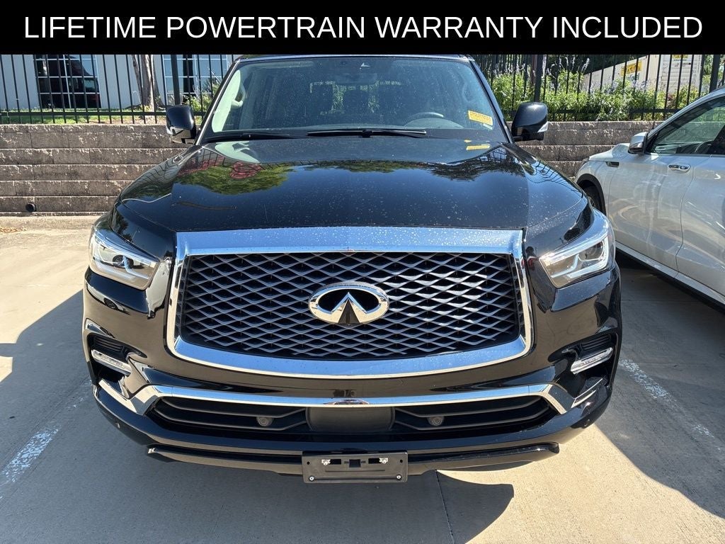 2023 INFINITI QX80 LUXE