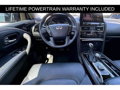 2023 INFINITI QX80 LUXE