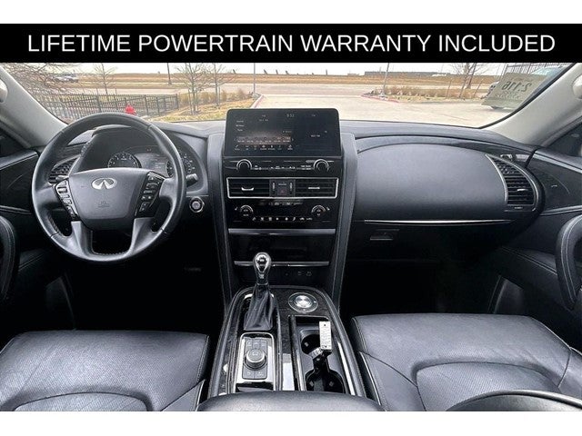 2022 INFINITI QX80 LUXE