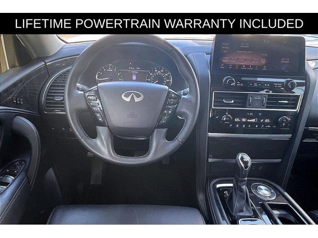 2023 INFINITI QX80 LUXE