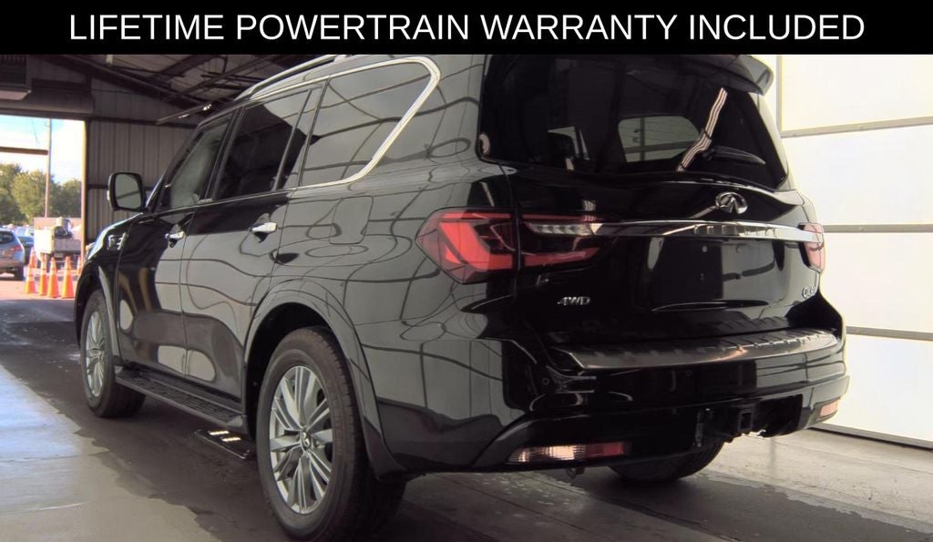 2024 INFINITI QX80 LUXE