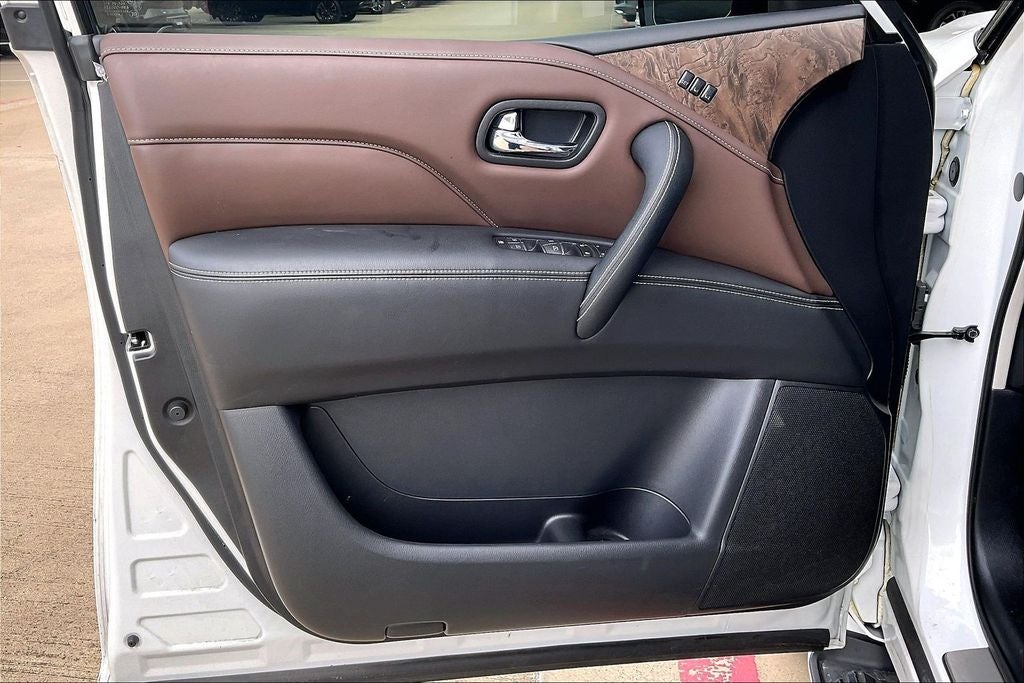 2024 INFINITI QX80 Premium Select