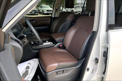 2024 INFINITI QX80 Premium Select