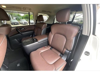 2024 INFINITI QX80 Premium Select