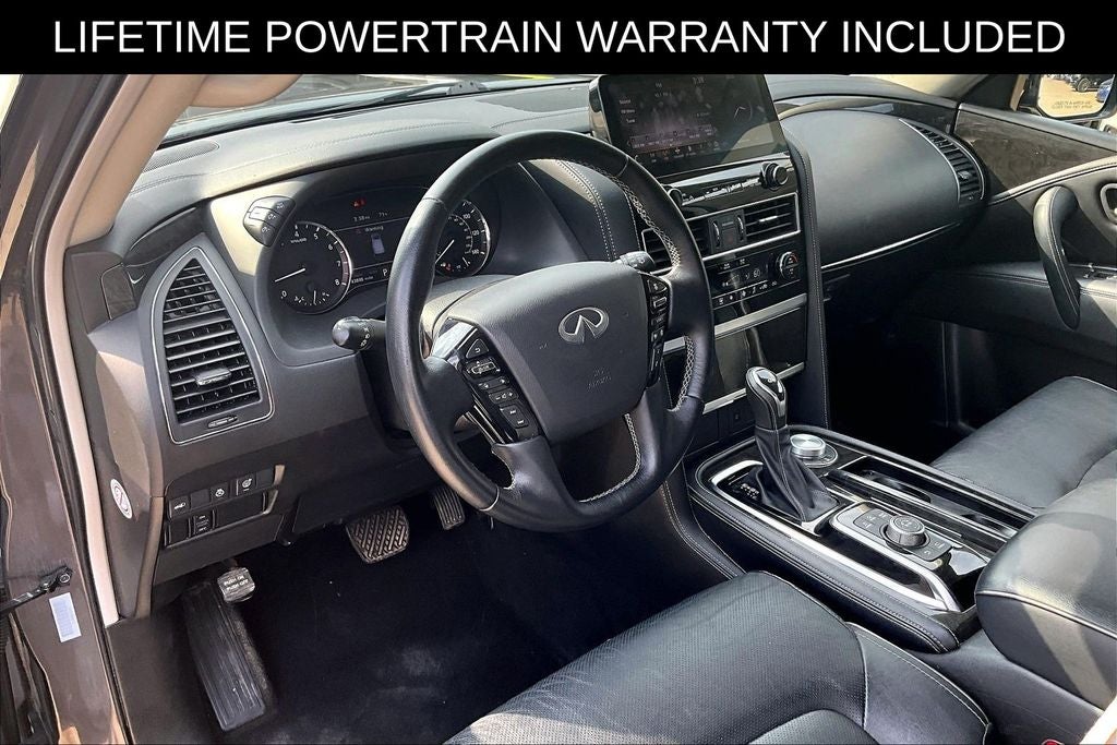 2024 INFINITI QX80 LUXE