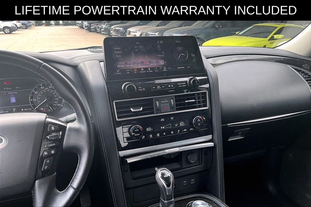 2024 INFINITI QX80 LUXE