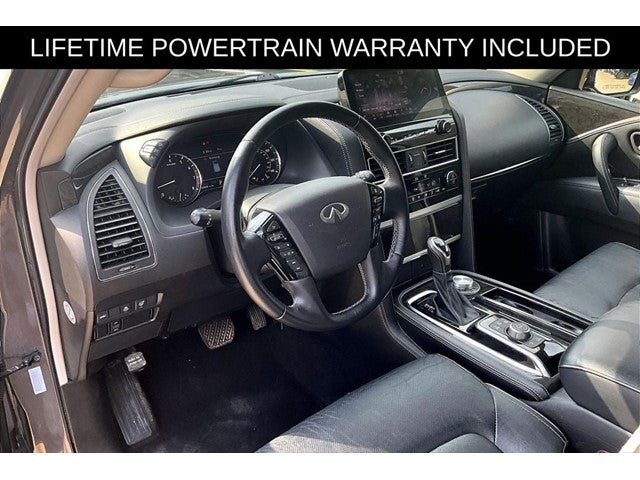 2024 INFINITI QX80 LUXE