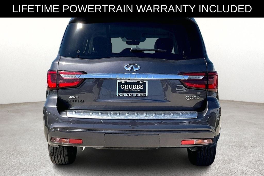 2024 INFINITI QX80 LUXE