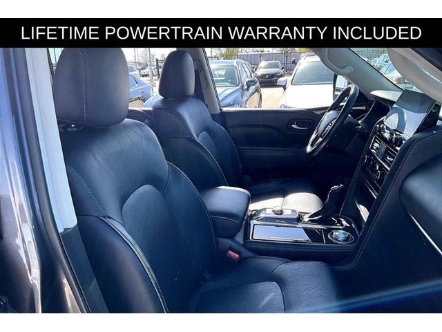 2024 INFINITI QX80 LUXE