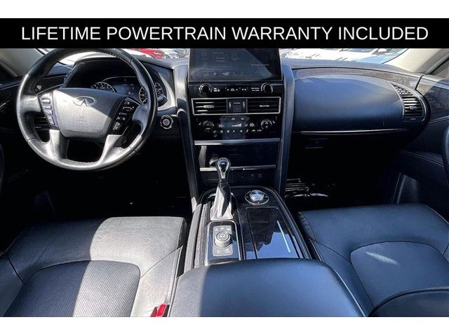 2024 INFINITI QX80 LUXE