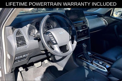 2024 INFINITI QX80 LUXE