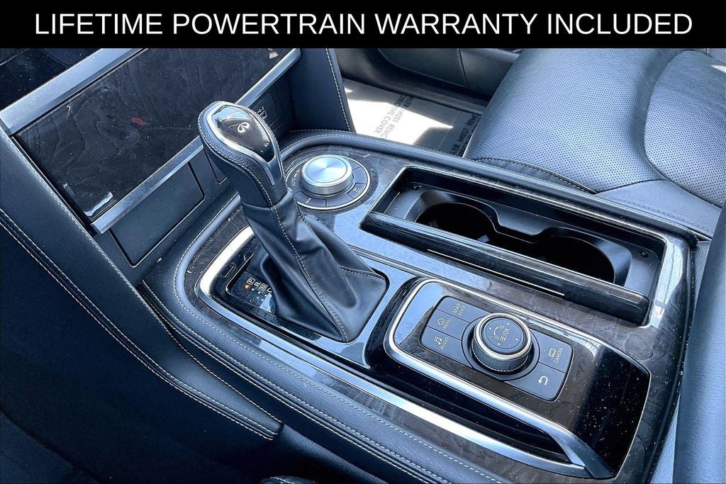 2024 INFINITI QX80 LUXE