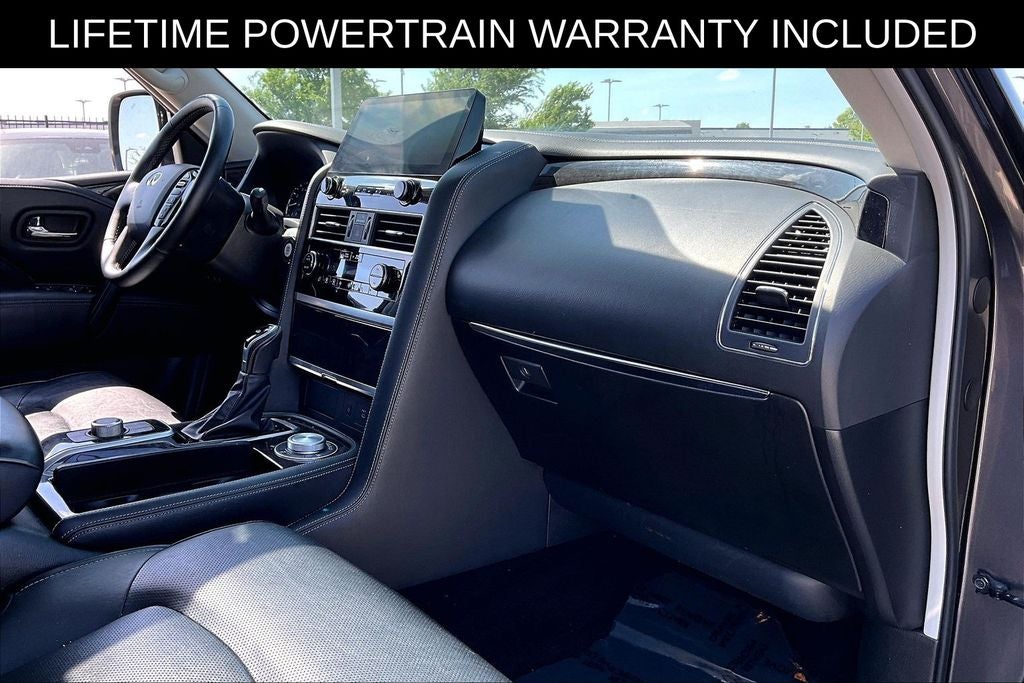 2024 INFINITI QX80 LUXE