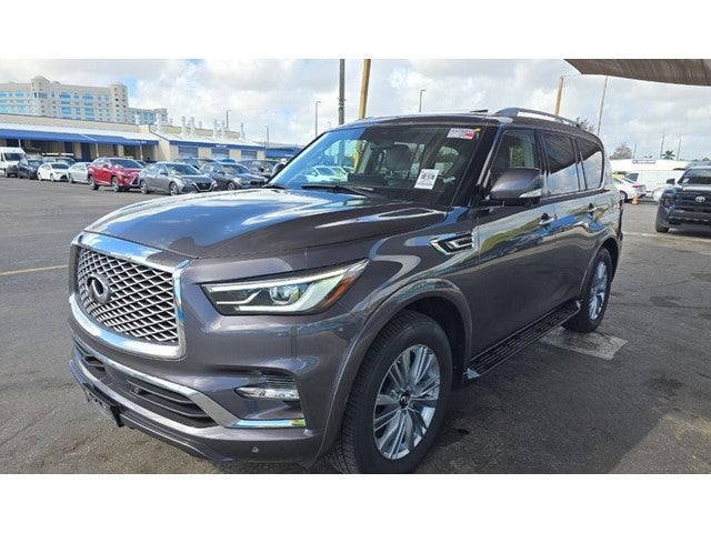 2024 INFINITI QX80 LUXE