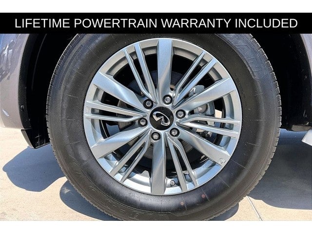 2024 INFINITI QX80 LUXE