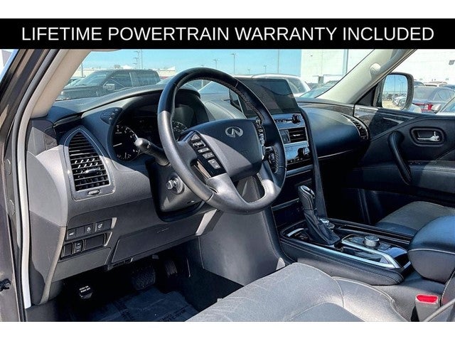 2024 INFINITI QX80 LUXE