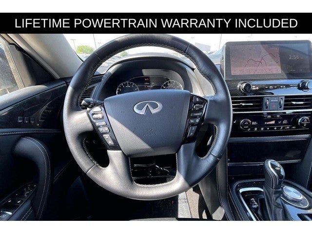 2024 INFINITI QX80 LUXE