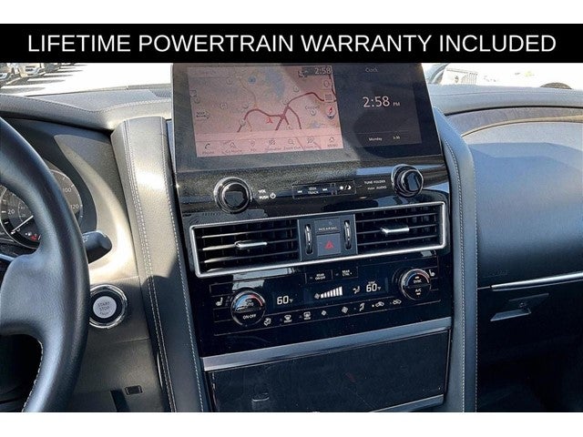 2024 INFINITI QX80 LUXE