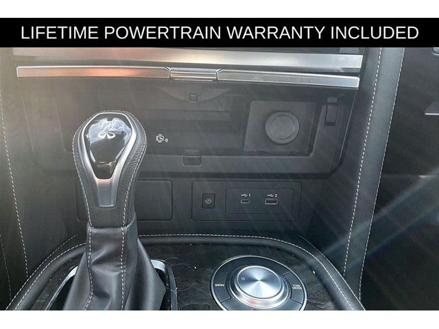 2024 INFINITI QX80 LUXE