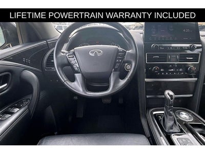 2024 INFINITI QX80 LUXE