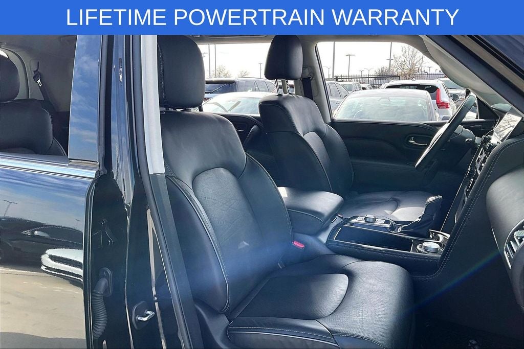 2024 INFINITI QX80 LUXE