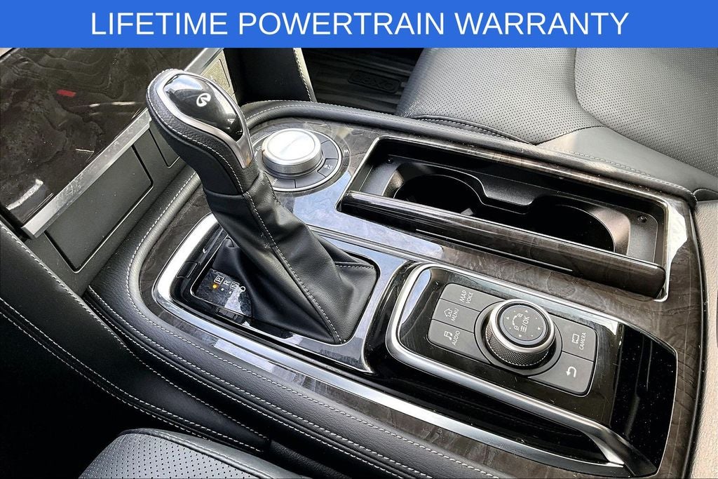 2024 INFINITI QX80 LUXE