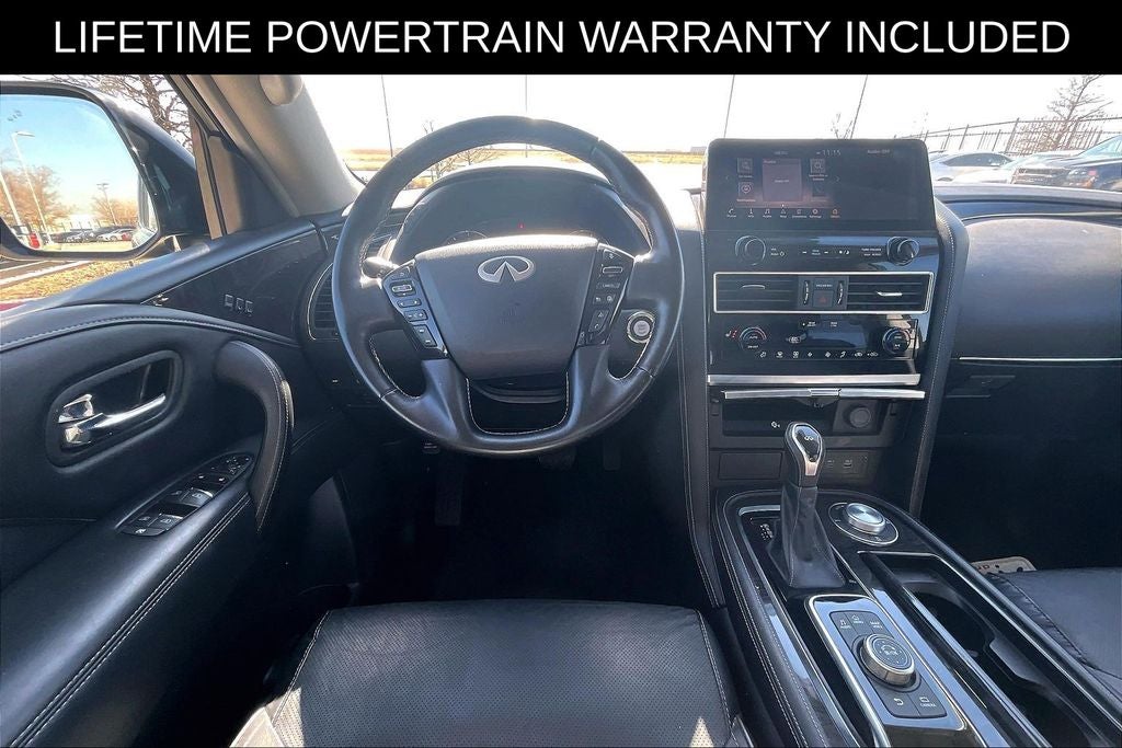 2024 INFINITI QX80 LUXE