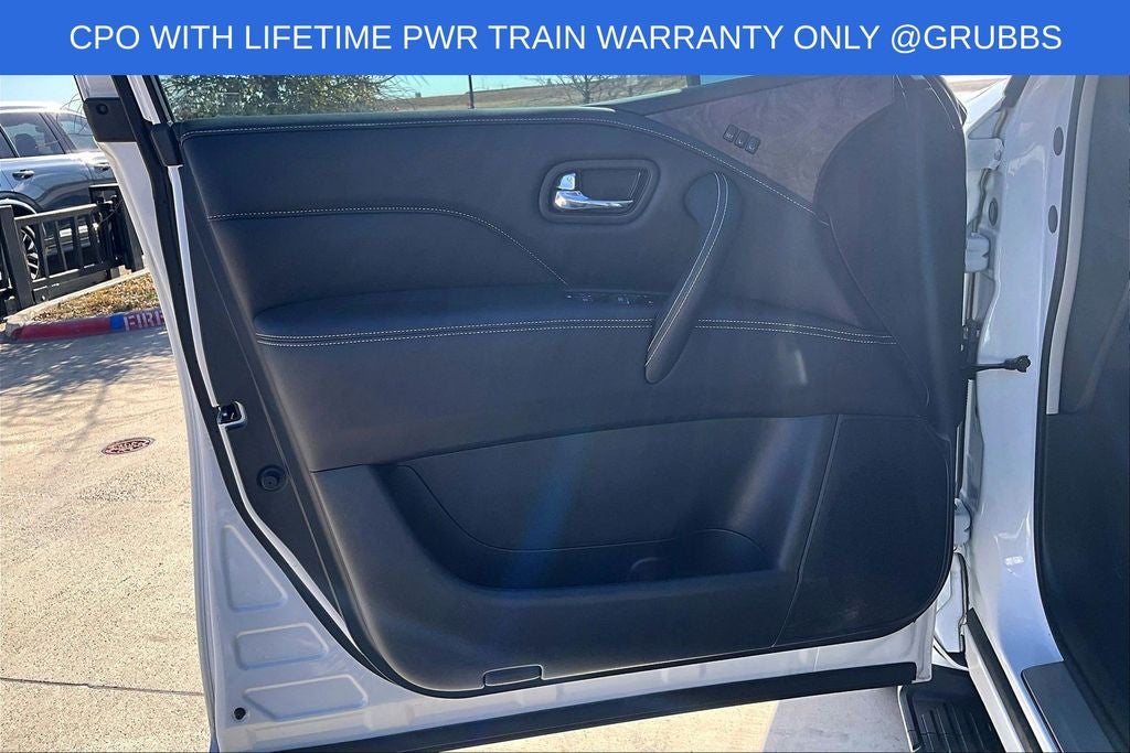 2023 INFINITI QX80 Premium Select