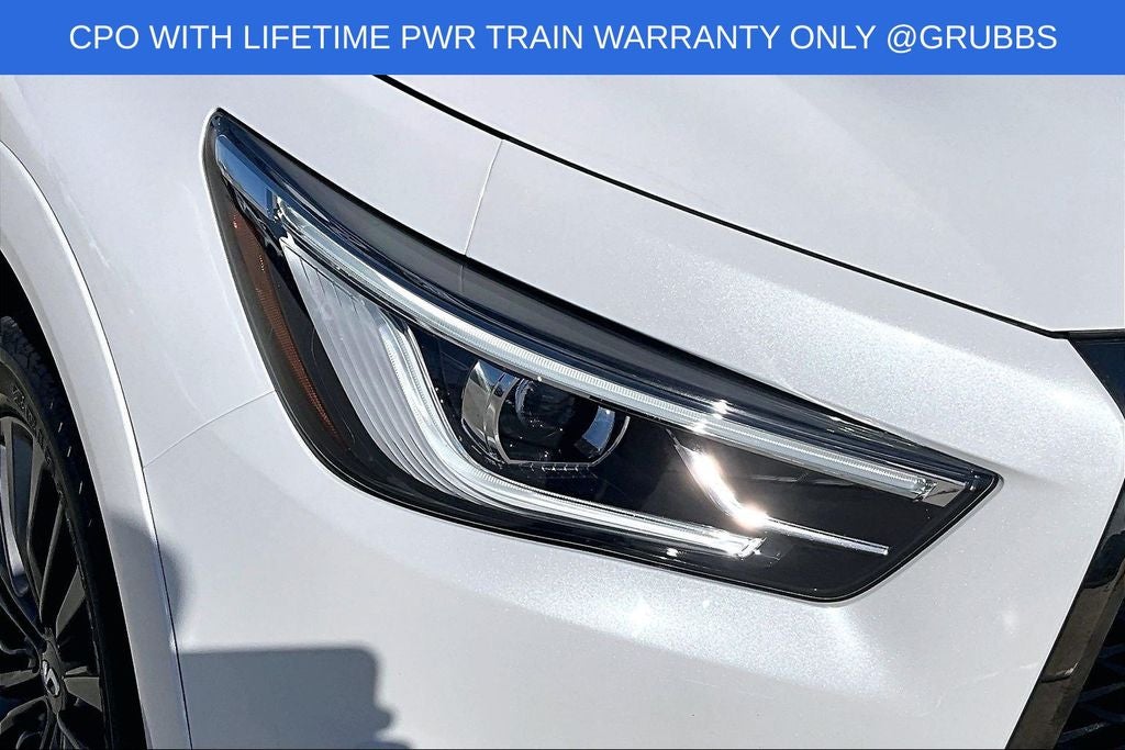 2023 INFINITI QX80 Premium Select