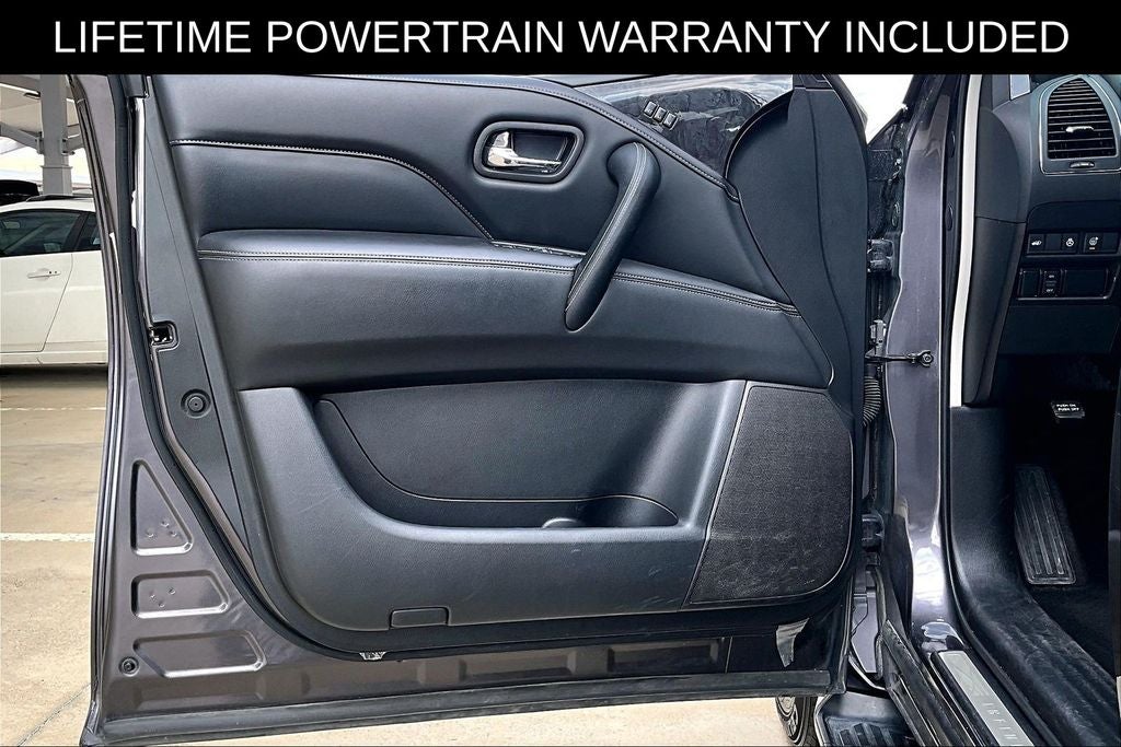 2024 INFINITI QX80 LUXE