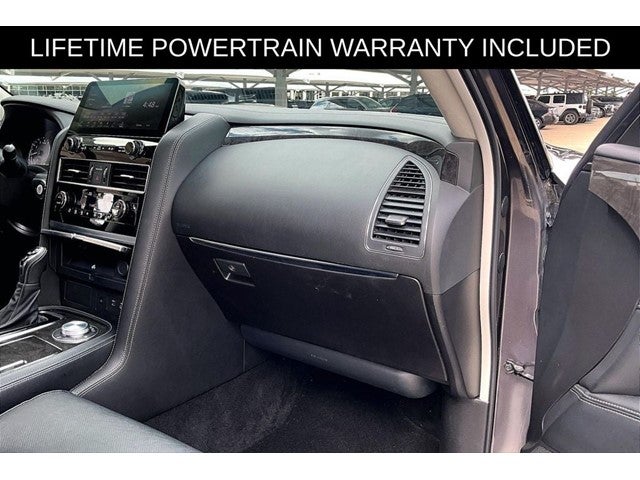 2024 INFINITI QX80 LUXE
