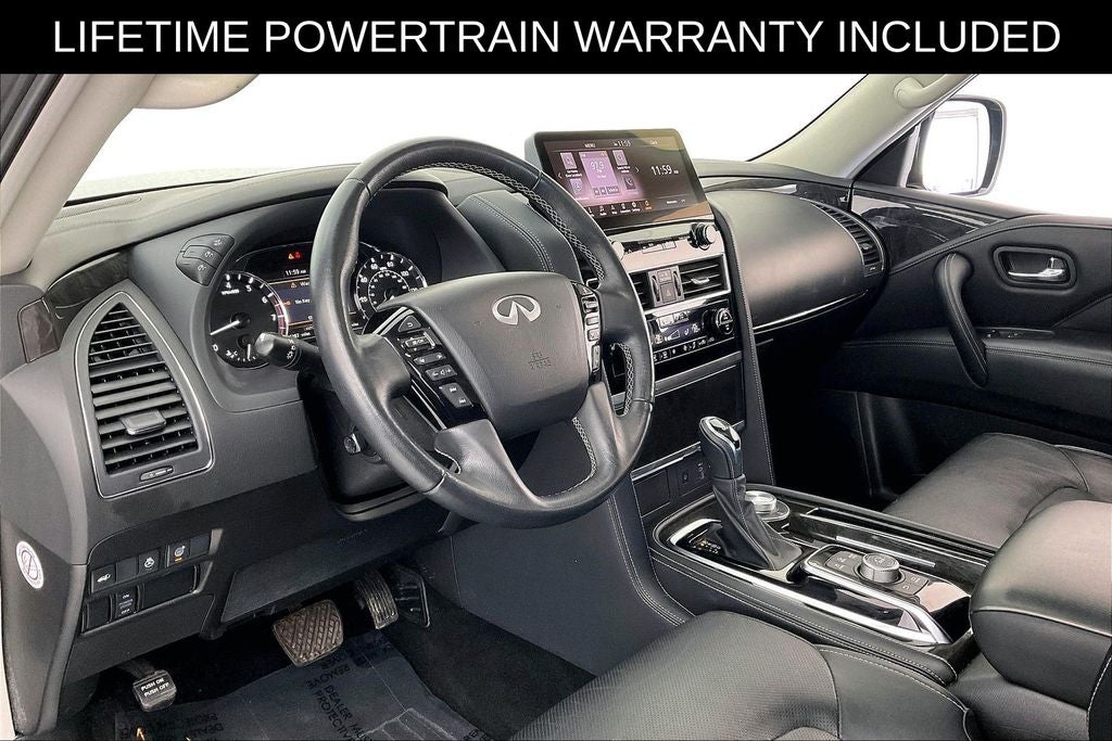 2024 INFINITI QX80 LUXE