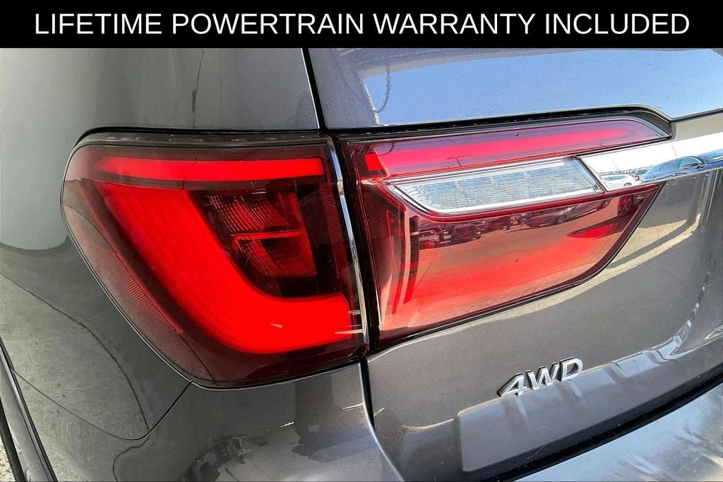 2024 INFINITI QX80 LUXE