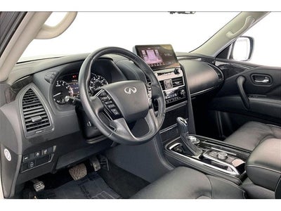 2024 INFINITI QX80 LUXE