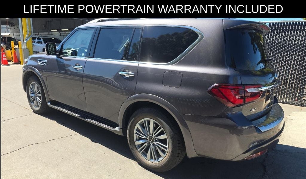 2024 INFINITI QX80 LUXE