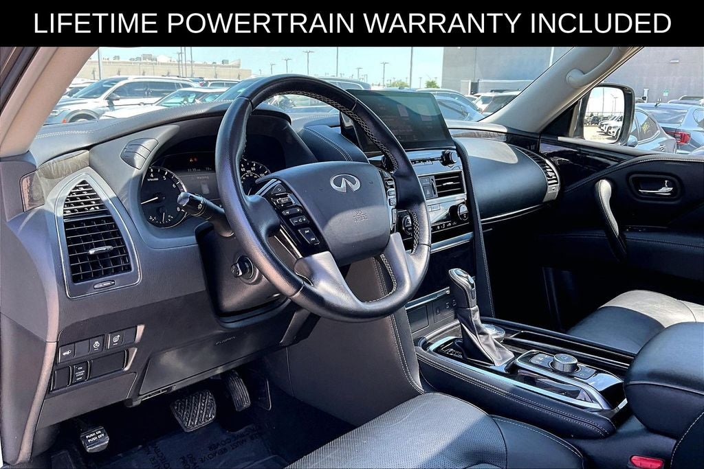 2024 INFINITI QX80 LUXE
