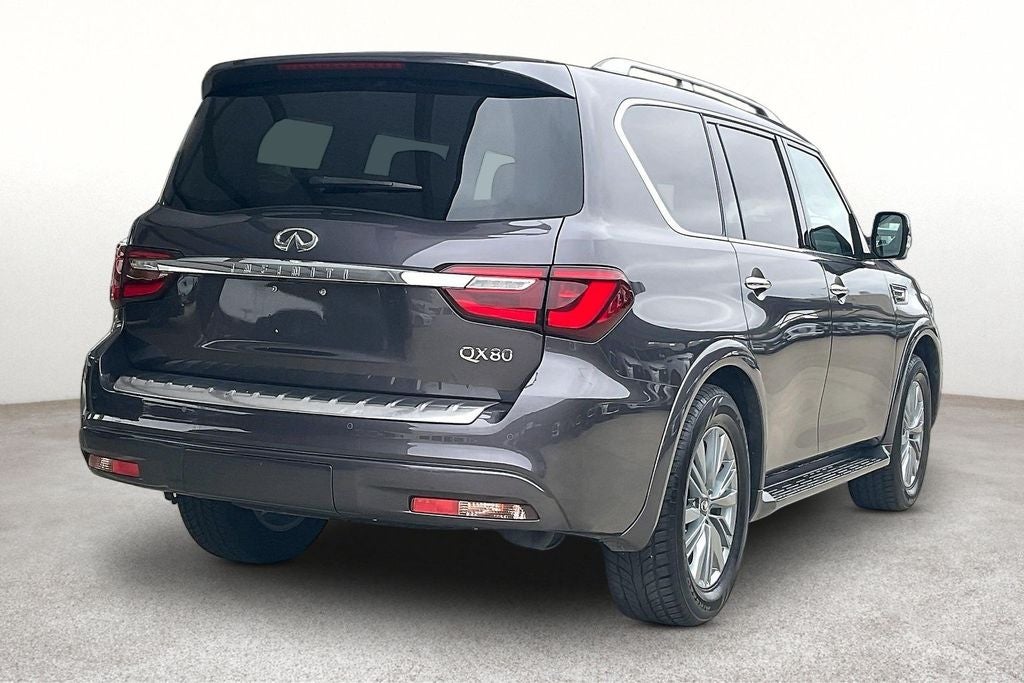 2024 INFINITI QX80 LUXE