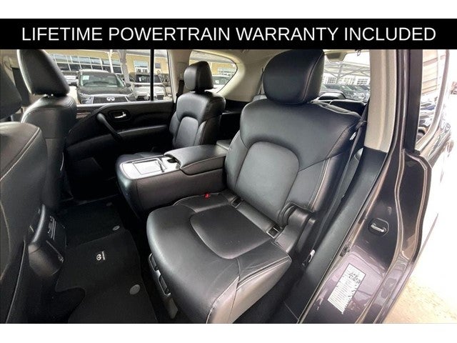 2024 INFINITI QX80 LUXE