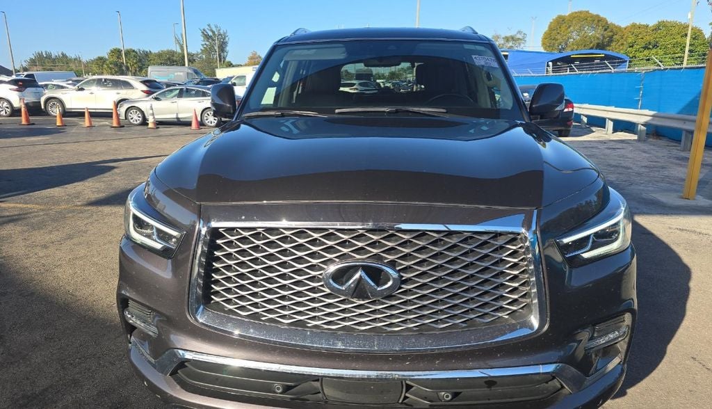 2024 INFINITI QX80 LUXE